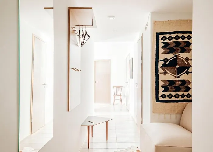 W In Harbour District, Free Parking טאלין